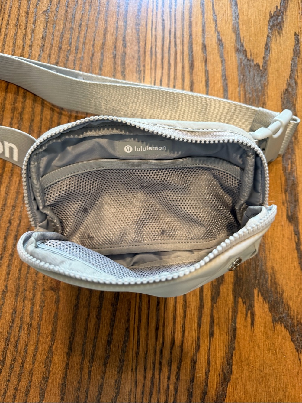 lululemon athletica Light Gray Belt Bag with Branded Strap - Picture 3 of 4